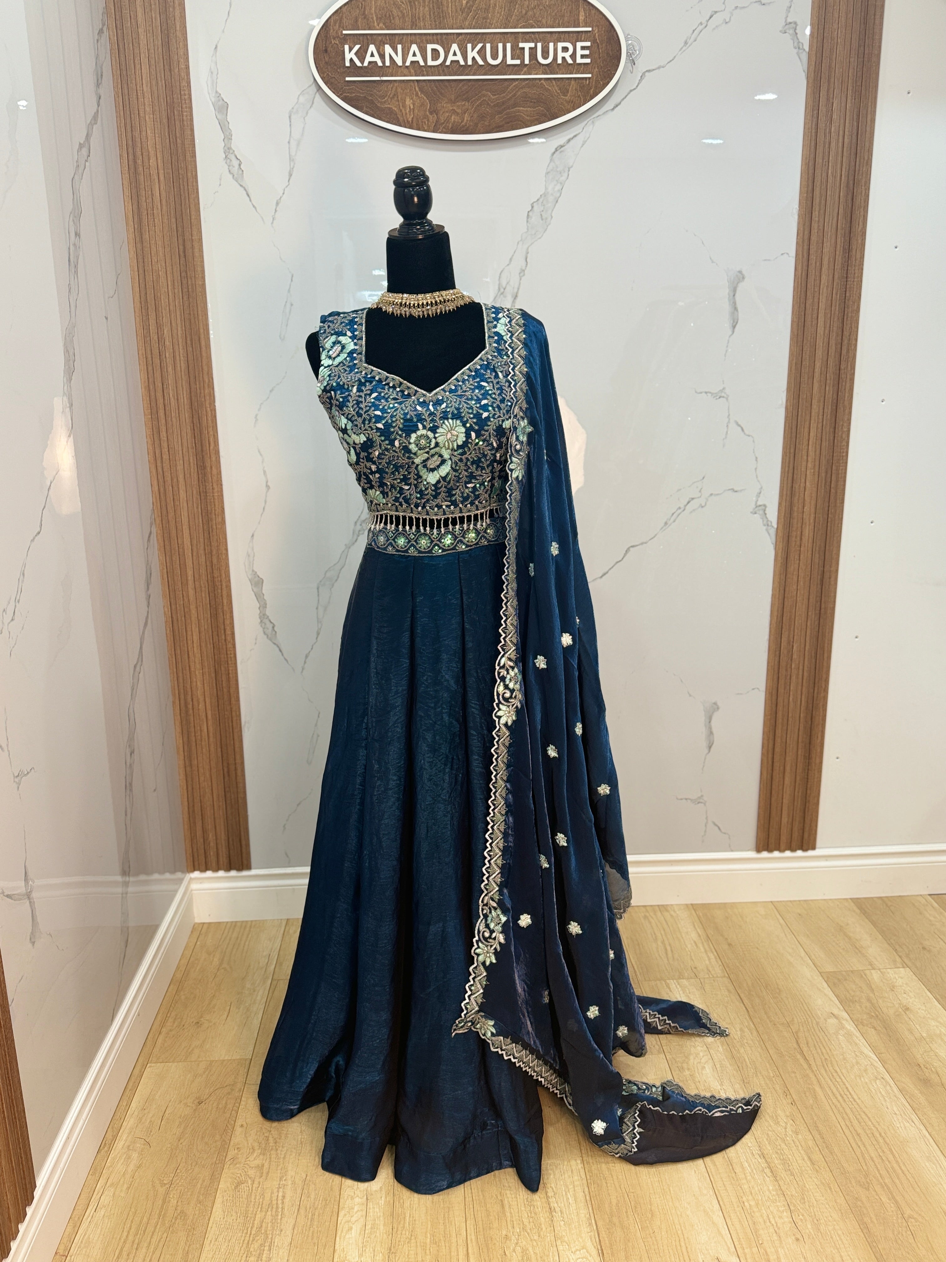 Beautiful Silk Wedding Wear Lehenga Choli