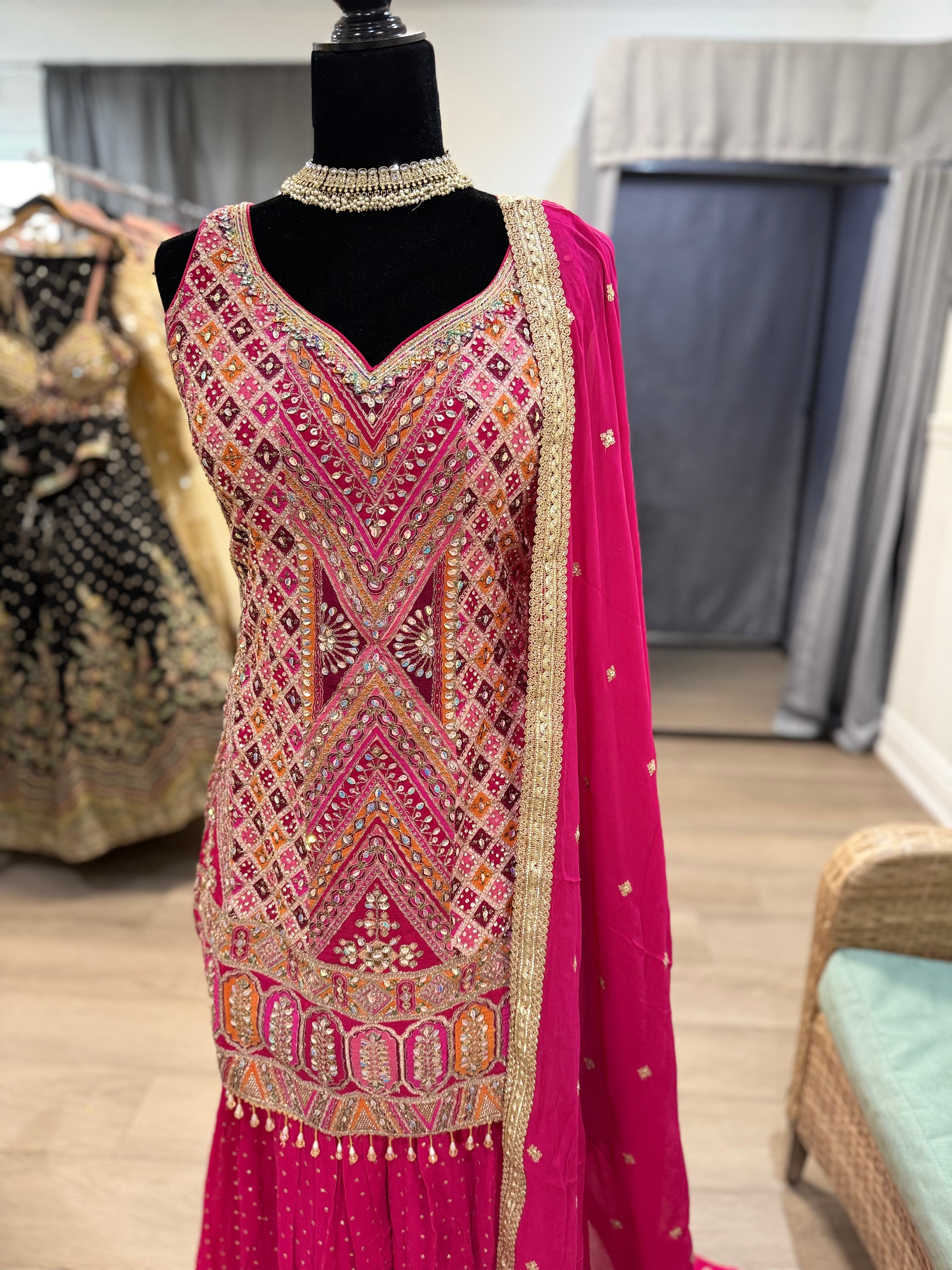 Thread Zari work Embroidered suit – Kanada Kulture
