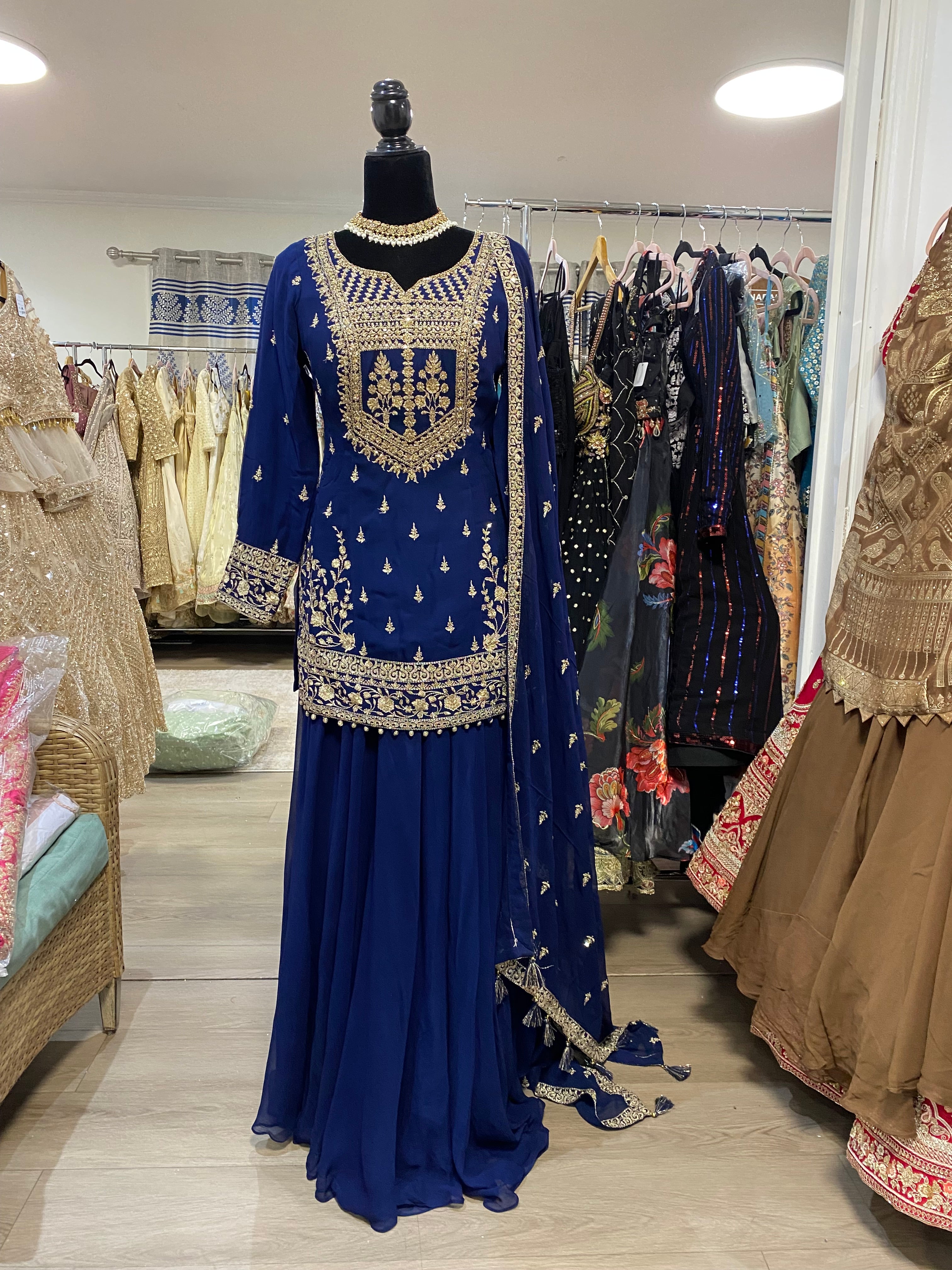 Embroidered suit palazoo with pockets – Kanada Kulture