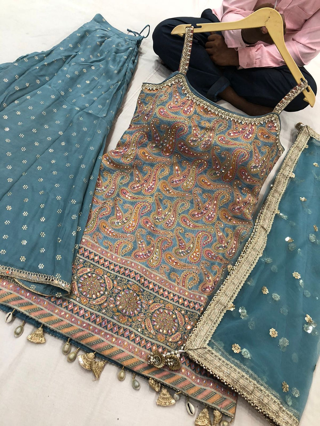 Embroidered palzoo Suit – Kanada Kulture