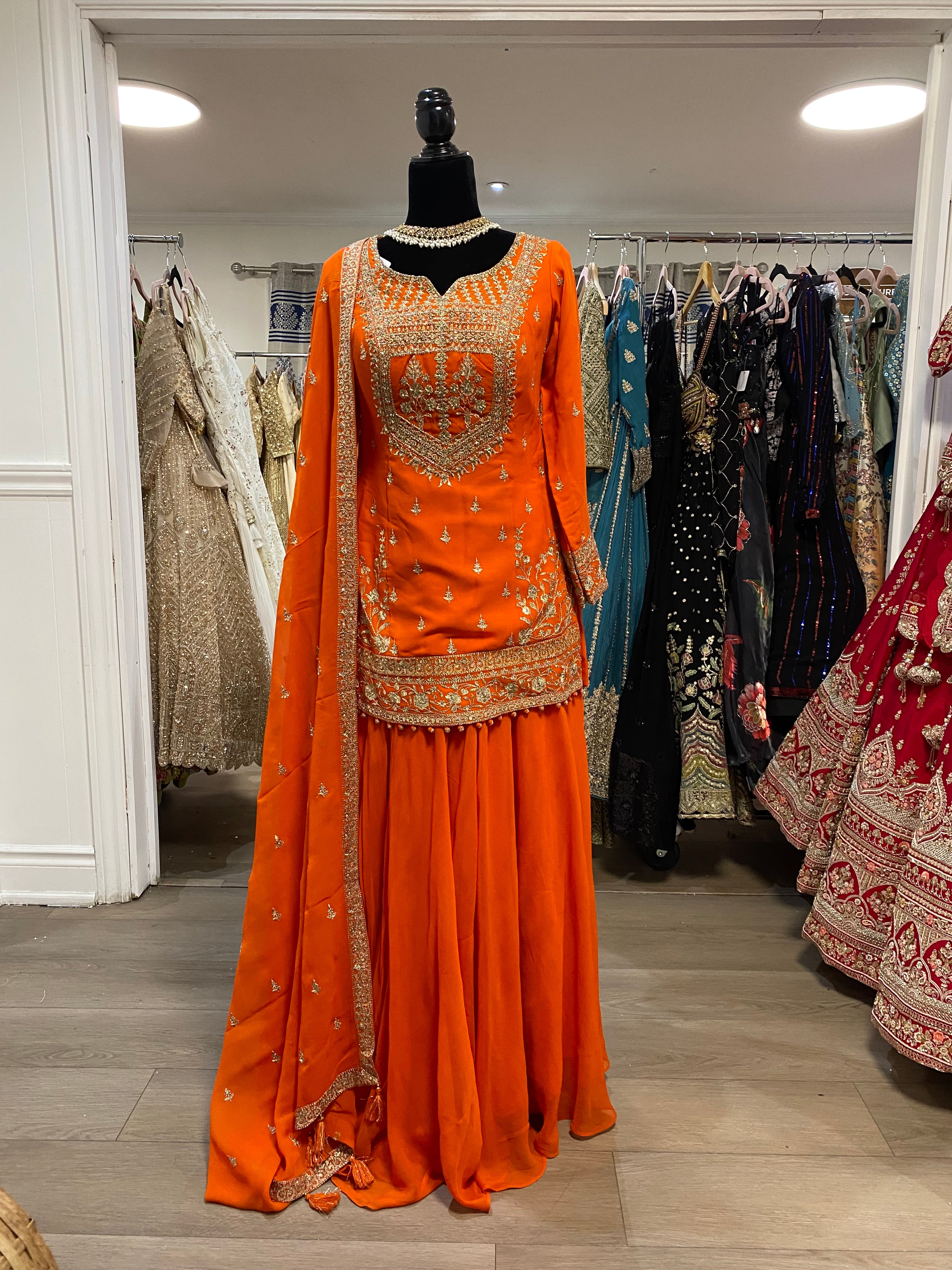 Embroidered suit – Kanada Kulture