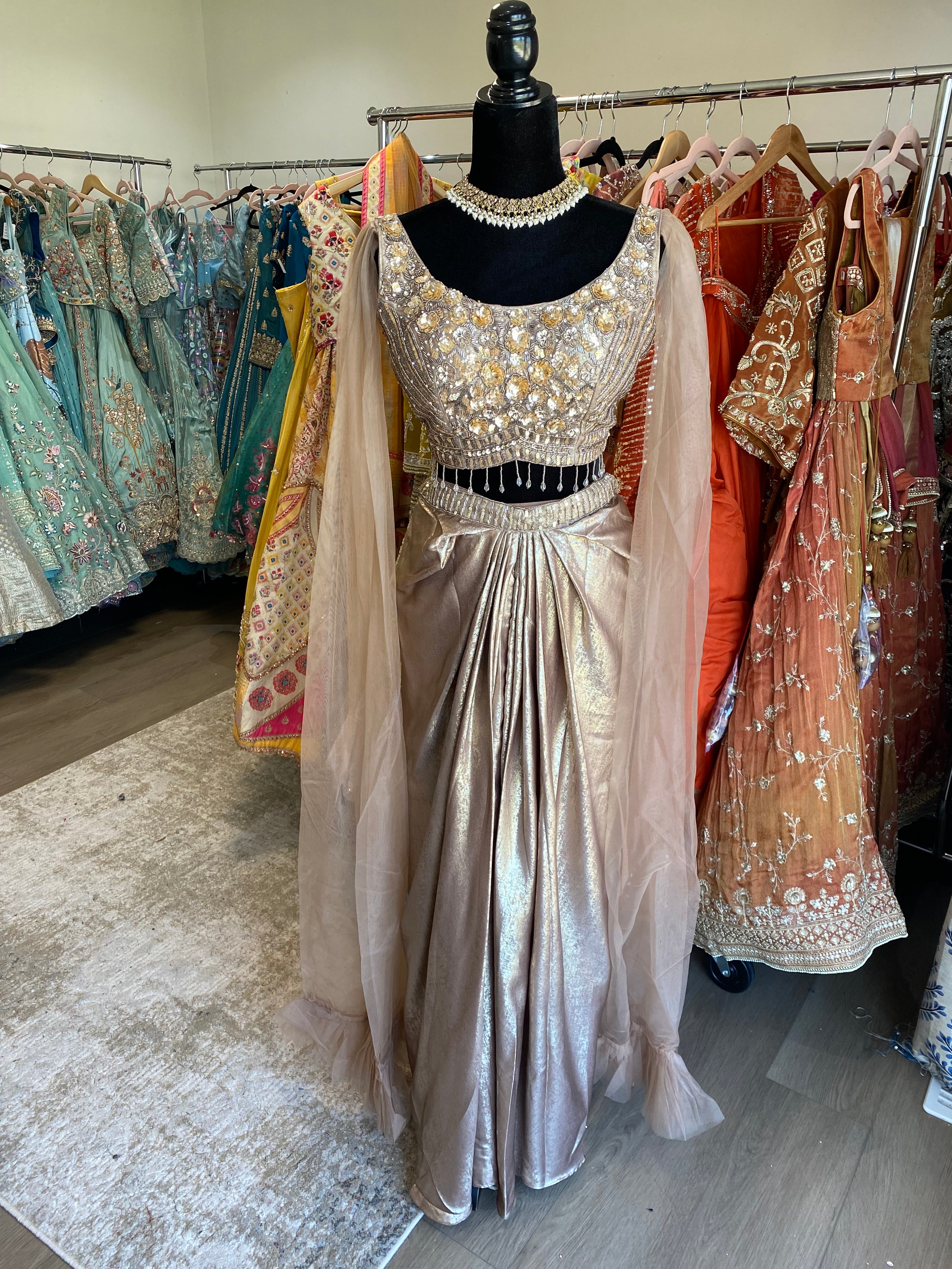 Crop top with palazoo with cape sleeves