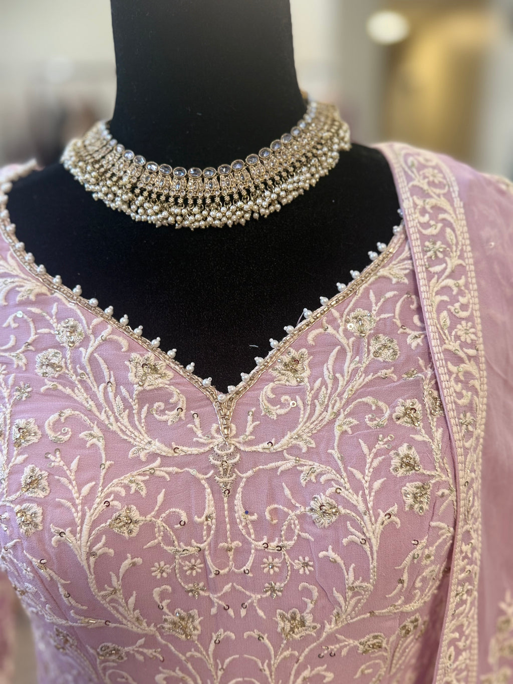 Pretty pretty Embroidered suit – Kanada Kulture