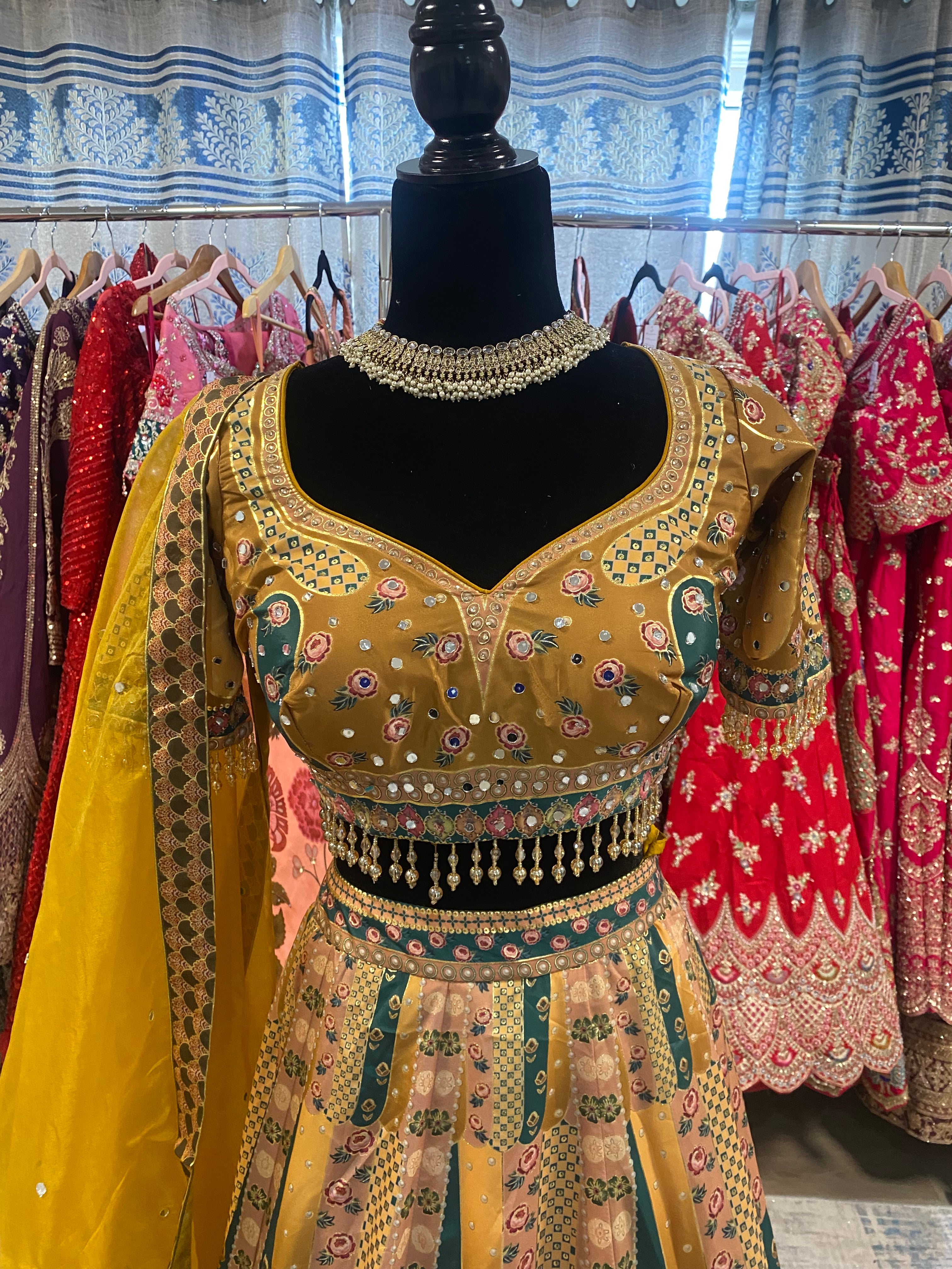 Beautiful wedding Wear Lehenga Choli