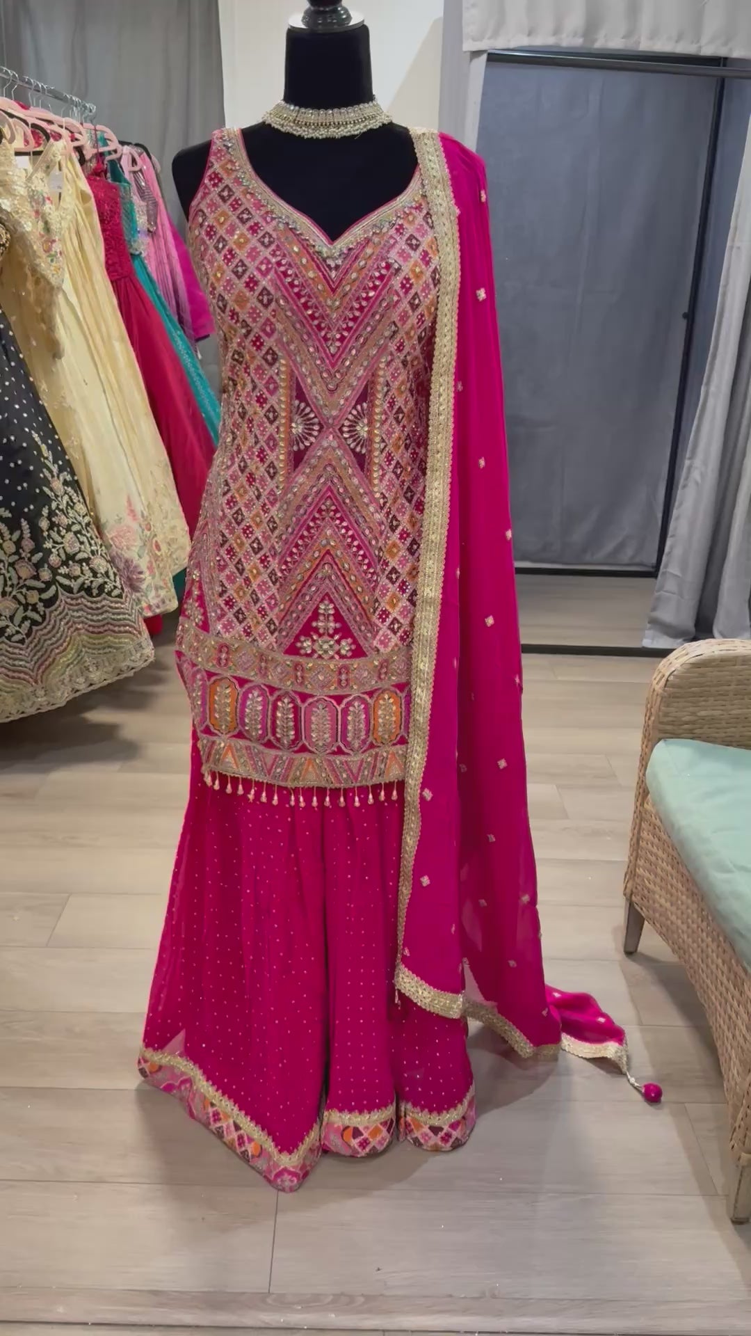 Thread Zari work Embroidered suit – Kanada Kulture